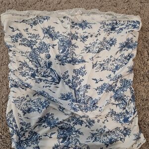 SHEIN Blue and White Toile Print Top